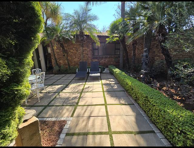 3 BEDROOM FREEHOLD FOR SALE IN GLENVISTA